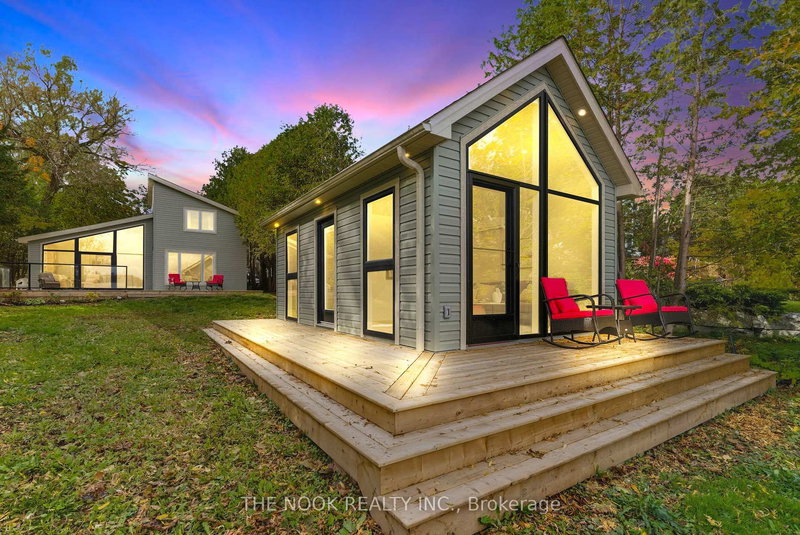 55 Honey's Beach Rd, Scugog, L9L 0B5 | Image 2