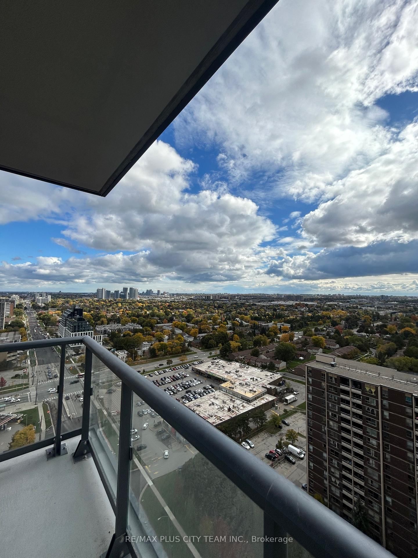 3270 Sheppard Avenue E, Unit 2423 - Photo 13