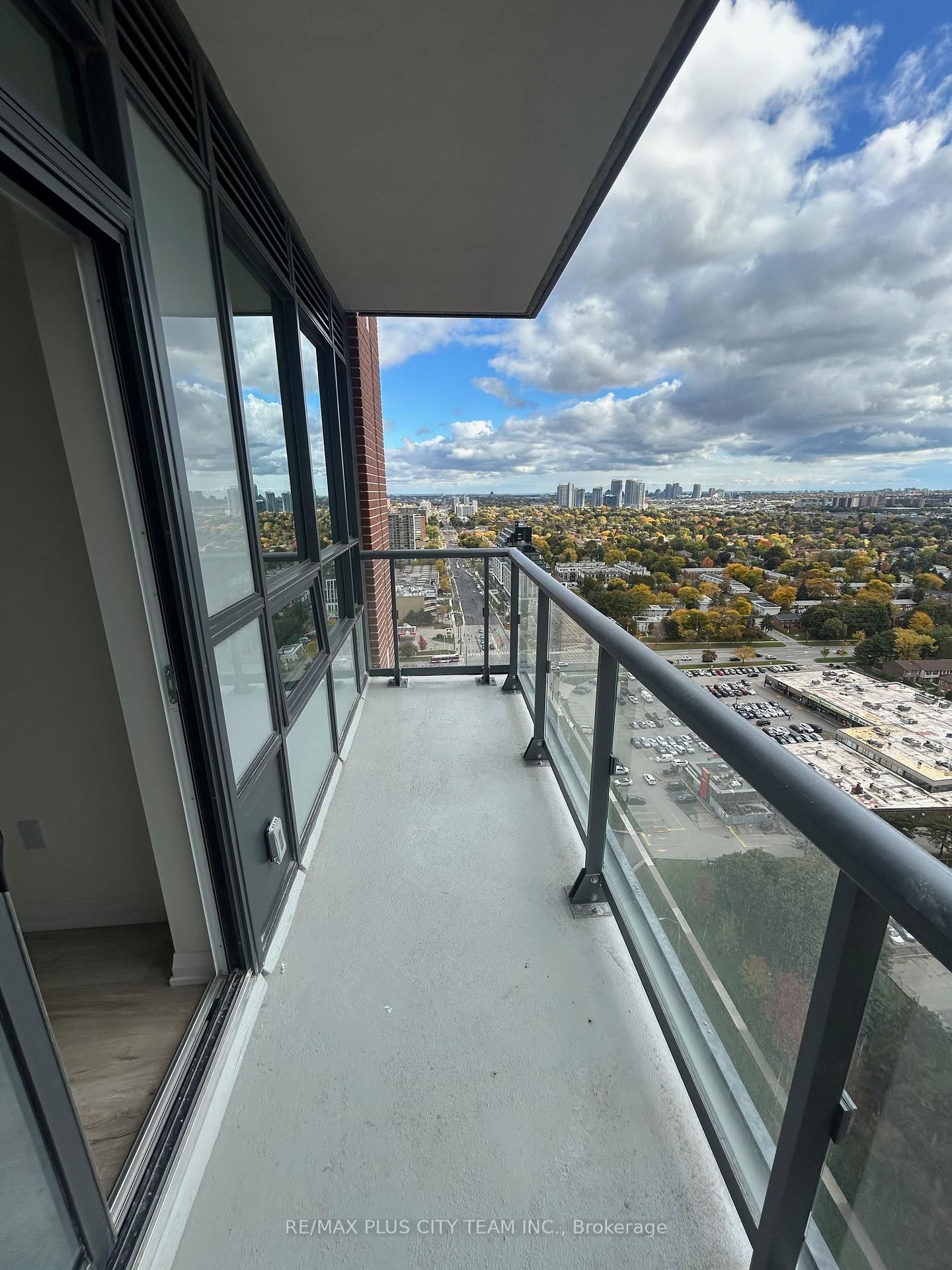 3270 Sheppard Avenue E, Unit 2423 - Photo 14