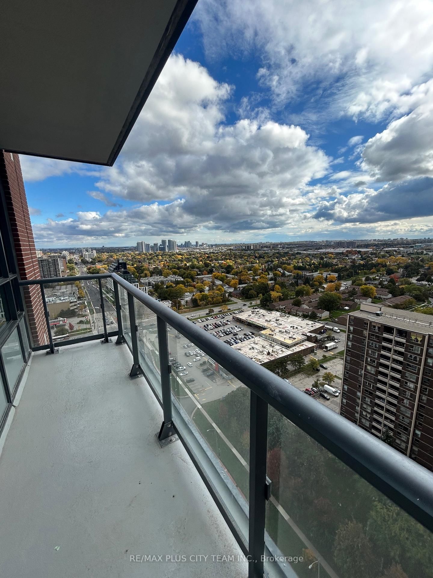 3270 Sheppard Avenue E, Unit 2423 - Photo 15