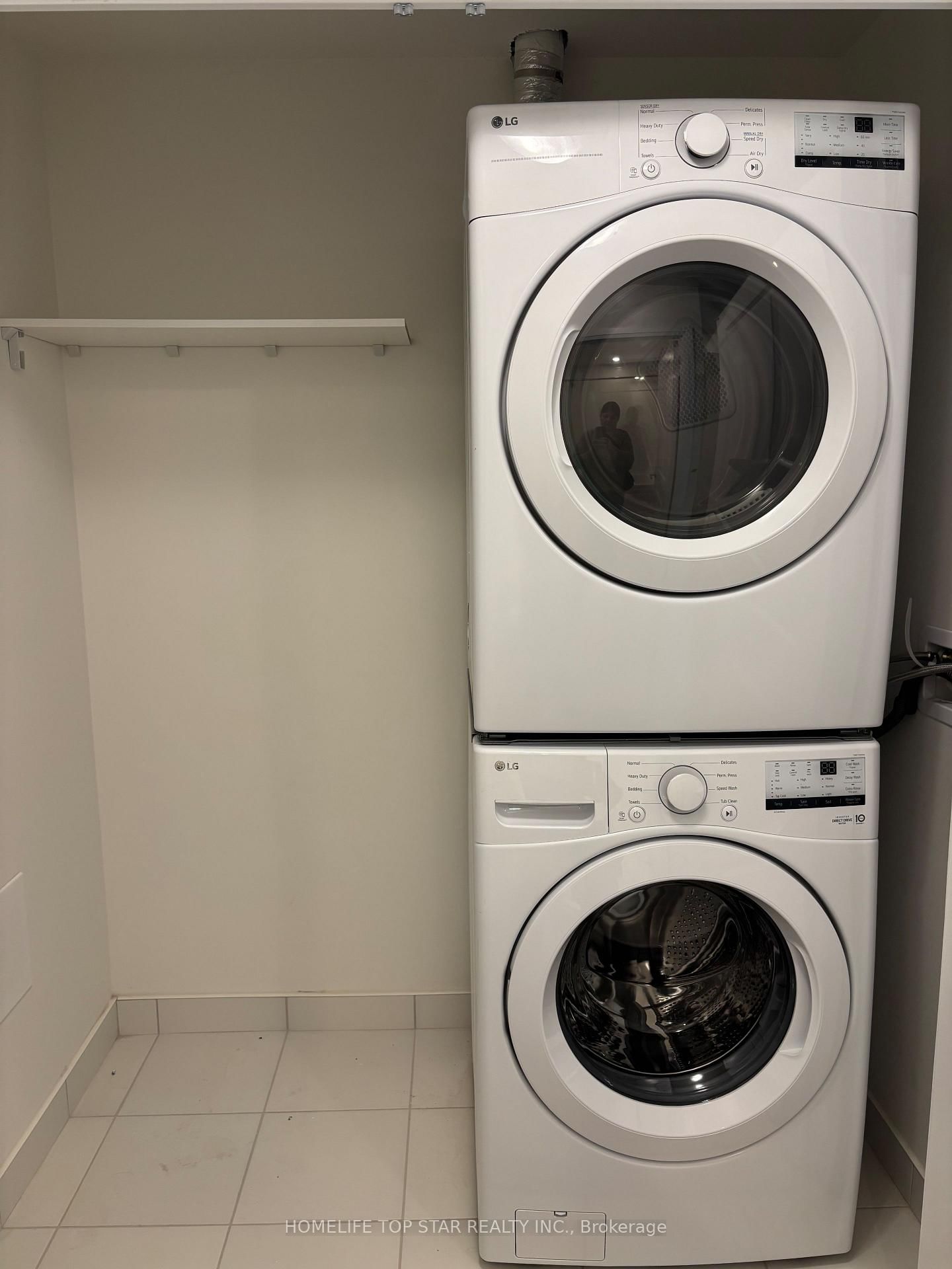 3260 Sheppard Avenue E, Unit 1905 - Photo 2