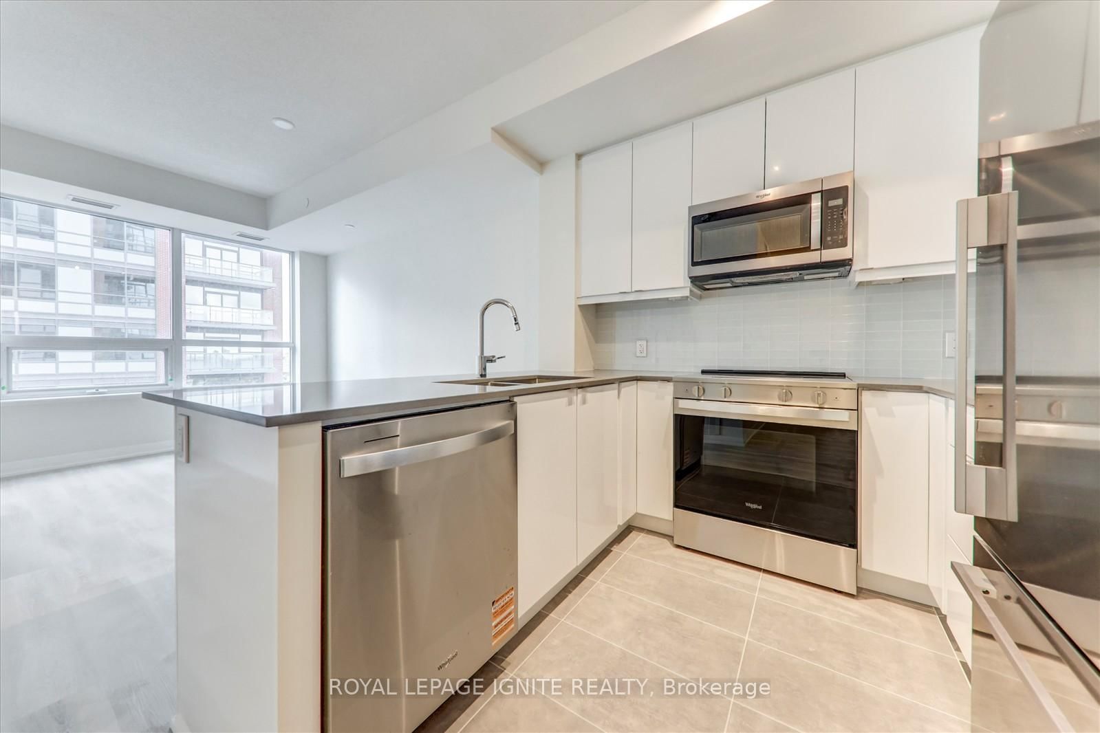 3270 Sheppard Avenue E, Unit 1726 - Photo 13