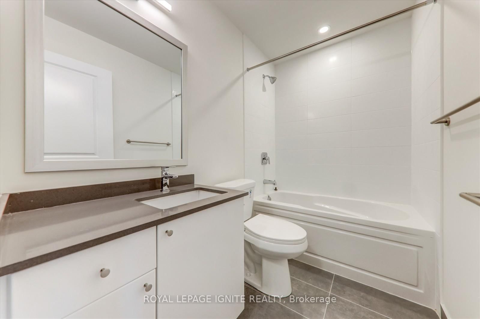 3270 Sheppard Avenue E, Unit 1726 - Photo 22