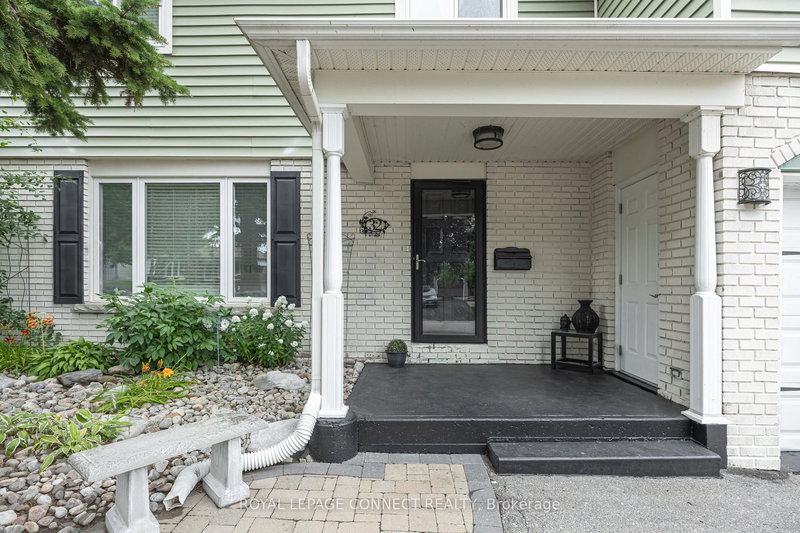 32 Harland Cres, Ajax, L1S 1J9 | Image 2