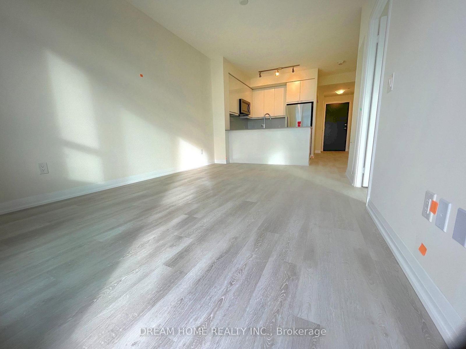 3270 Sheppard Avenue E, Unit 1923 - Photo 7