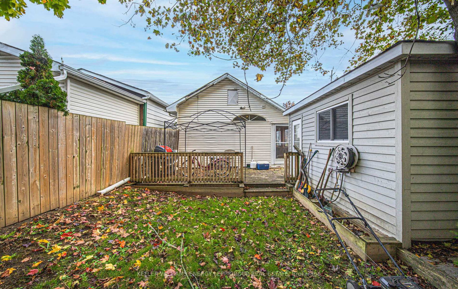Listing Image 7