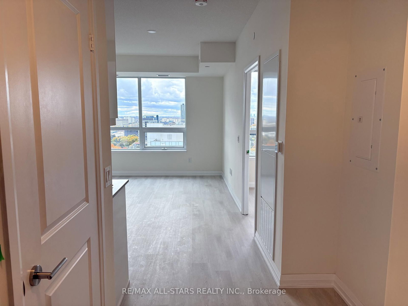 3260 Sheppard Avenue E, Unit 2310 - Photo 2