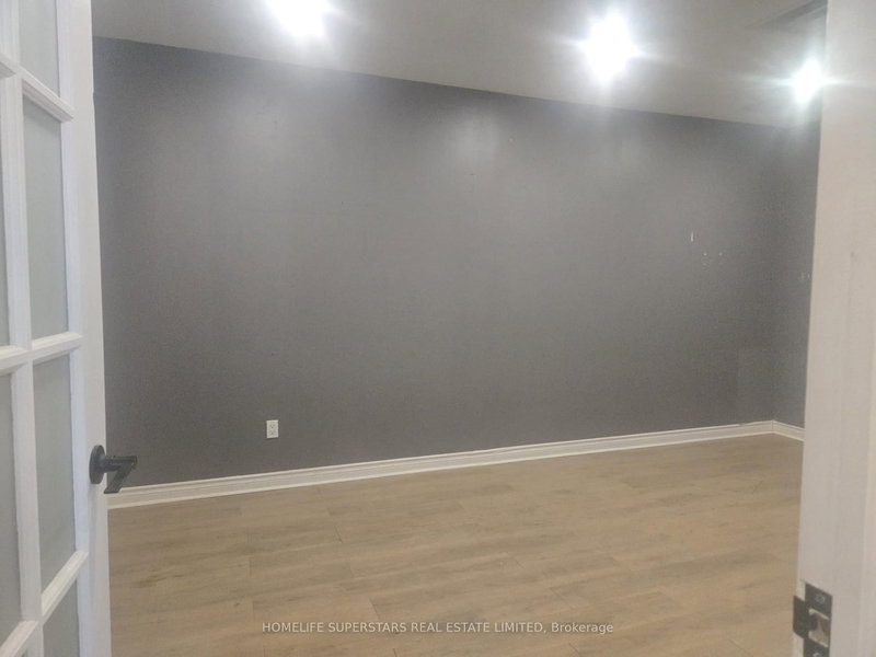 205 - 880 Ellesmere Rd, Toronto, M1P 2W6 | Image 2