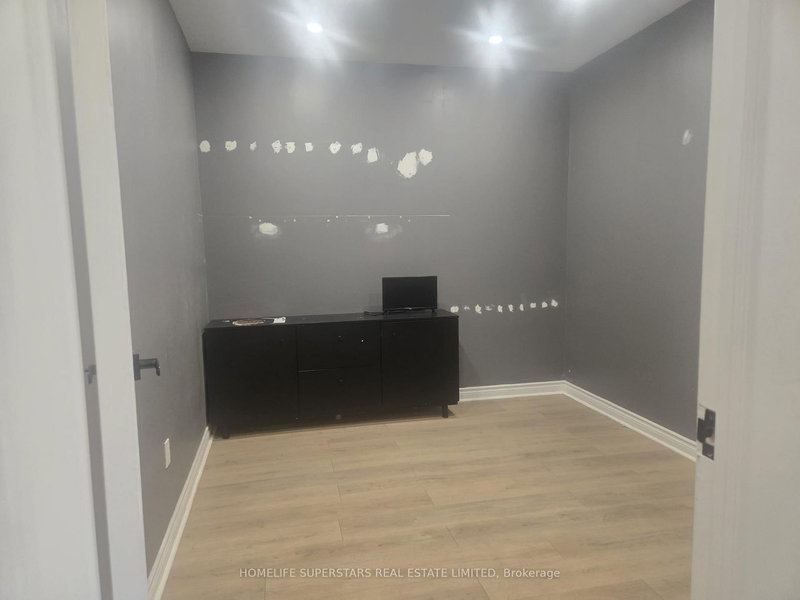 205 - 880 Ellesmere Rd, Toronto, M1P 2W6 | Image 3