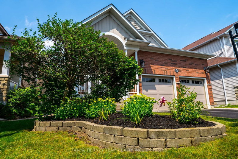 16 Cody Ave, Whitby, L1M 1K8 | Image 3