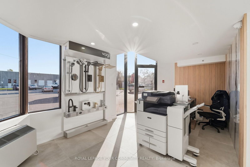 5210 Finch Ave E, Toronto, M1S 4Z6 | Image 3