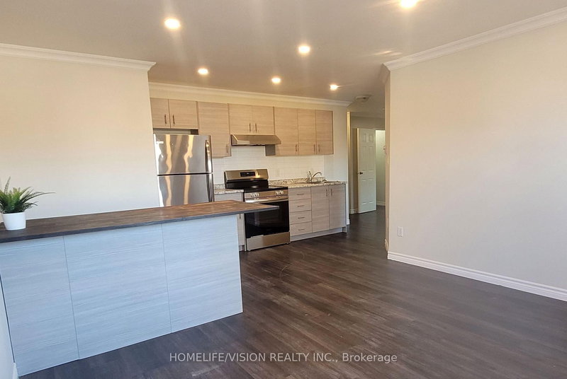 8 - 130 King St E, Clarington, L1C 1N7 | Image 2