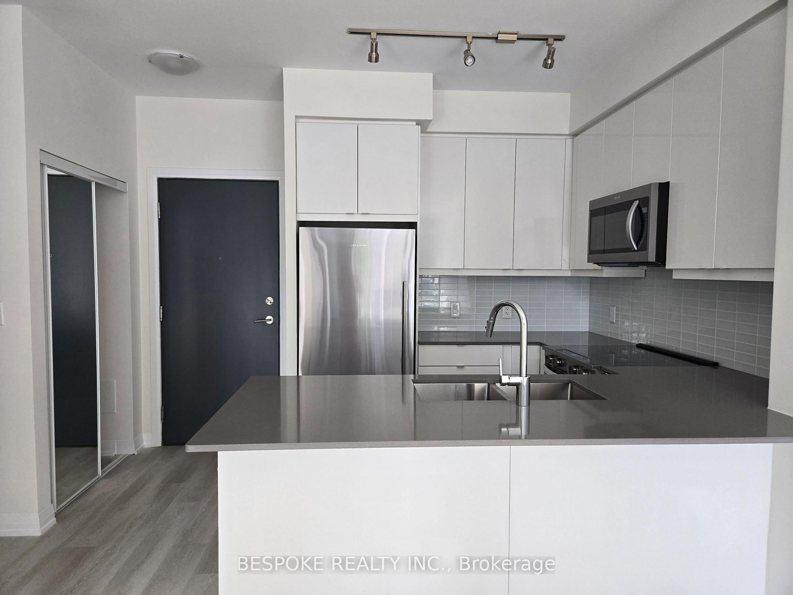 3260 Sheppard Avenue E, Unit 207 - Photo 2