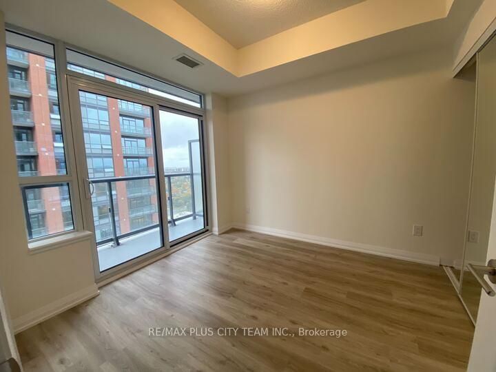 3260 Sheppard Avenue E, Unit 2205 - Photo 2