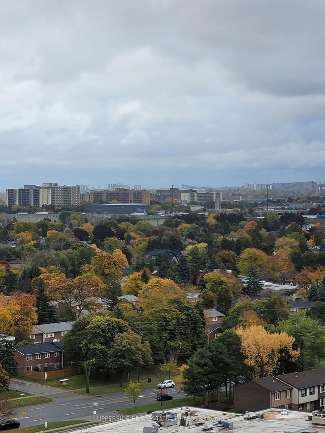 1521 - 3270 Sheppard Avenue E