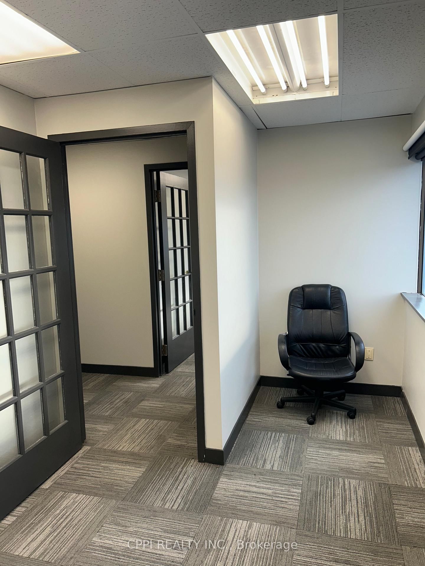 650 King Street E, Unit 220 - Photo 14