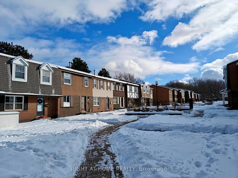 61 - 15 Brimwood Blvd, Toronto, M1V 1E1 | Image 2