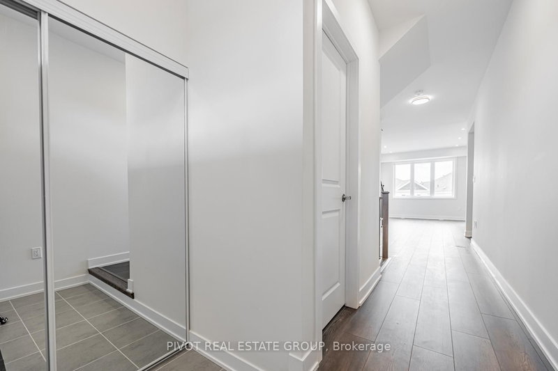 9 Lively Way, Whitby, L1R 0S3 | Image 3