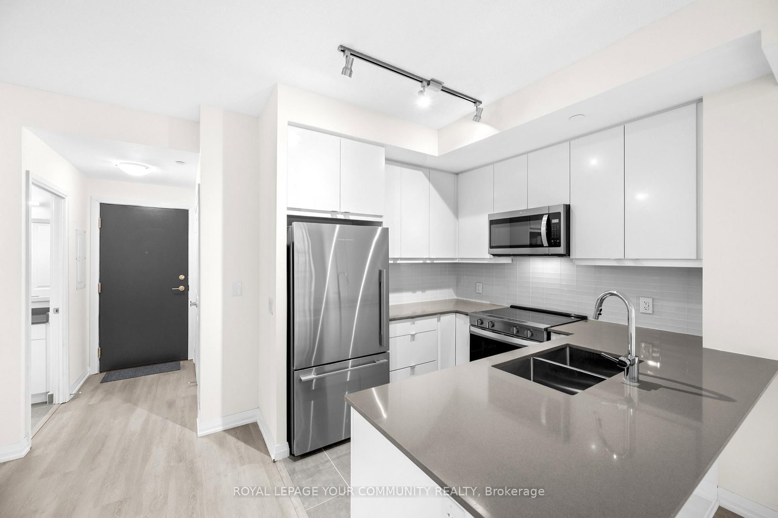 3270 Sheppard Avenue E, Unit 2525 - Photo 3