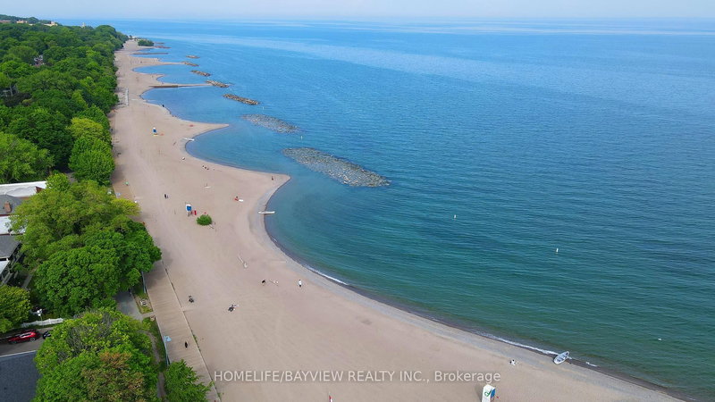 Lower - 43 Wineva Ave, Toronto, M4E 2T1 | Image 2