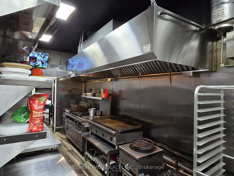 7 - 1071 Danforth Rd, Toronto, M1J 1E4 | Image 3