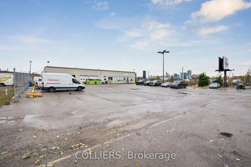 120 Bouchette St, Toronto, M4M 3J6 | Image 2