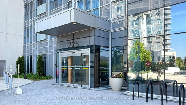 1801 - 225 Village Green Square