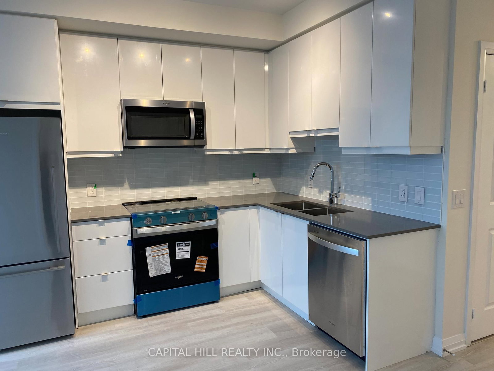 3270 Sheppard Avenue E, Unit 2821 - Photo 9