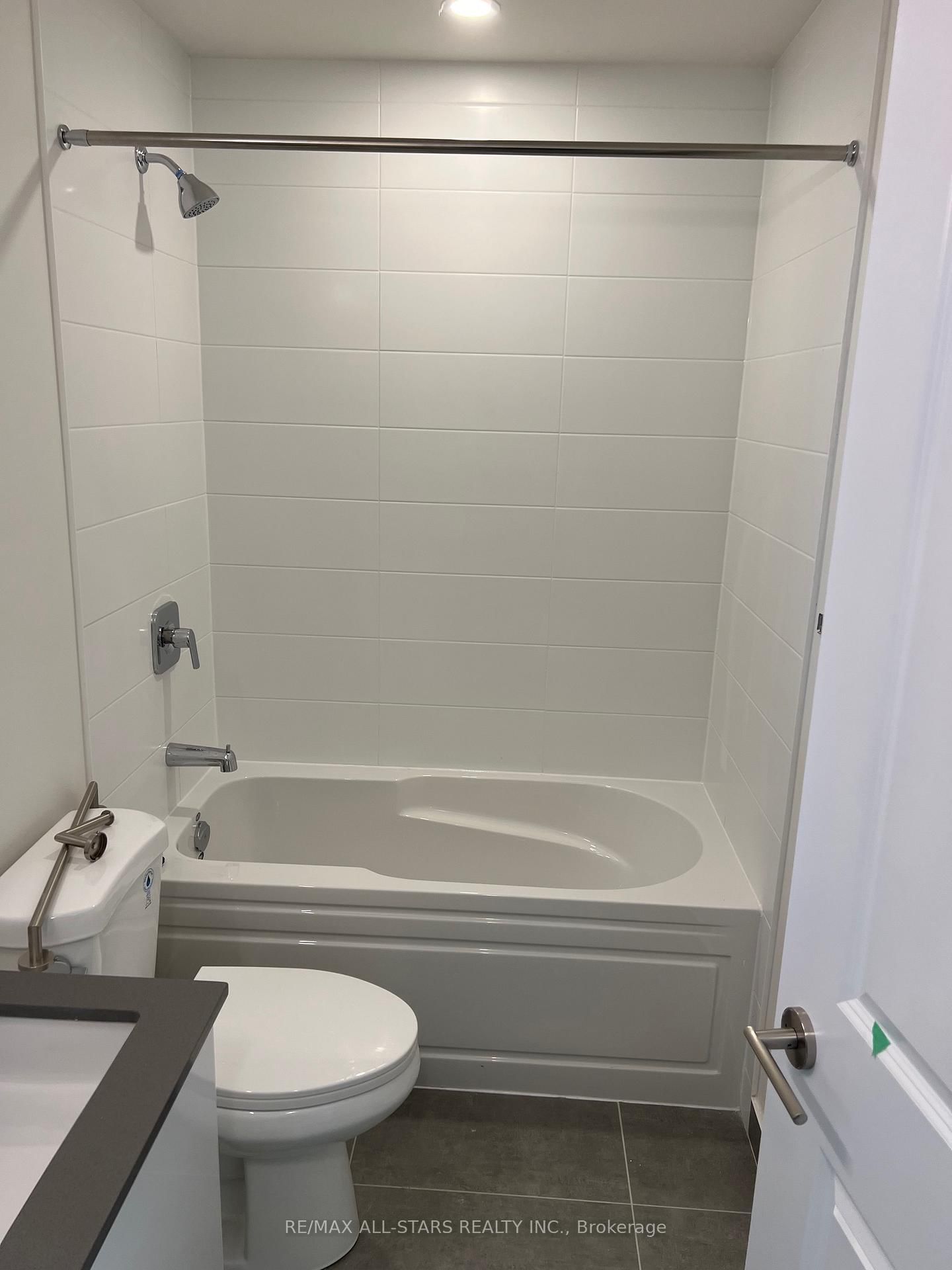 3270 Sheppard Avenue E, Unit 1826 - Photo 10