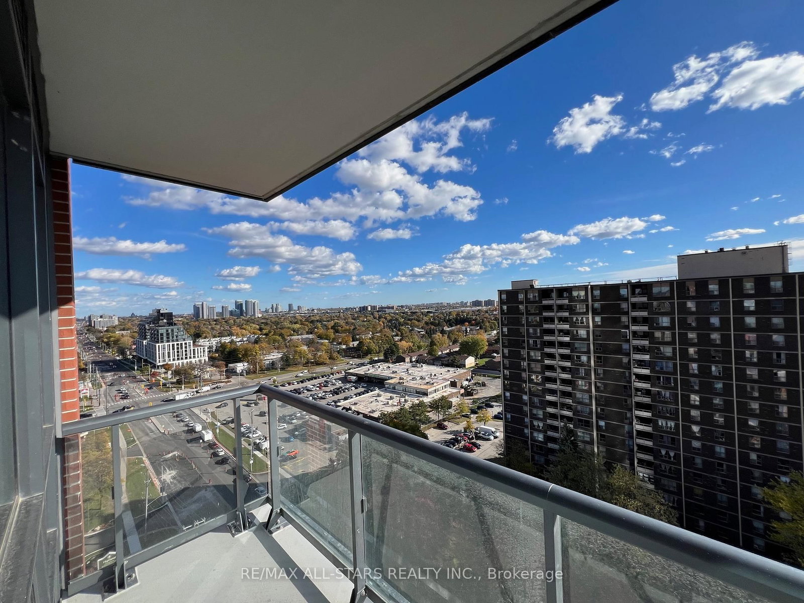 3270 Sheppard Avenue E, Unit 1523 - Photo 10
