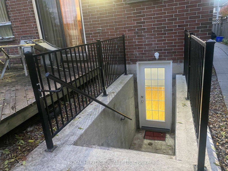 24 Reed Dr, Ajax, L1S 5S1 | Image 3