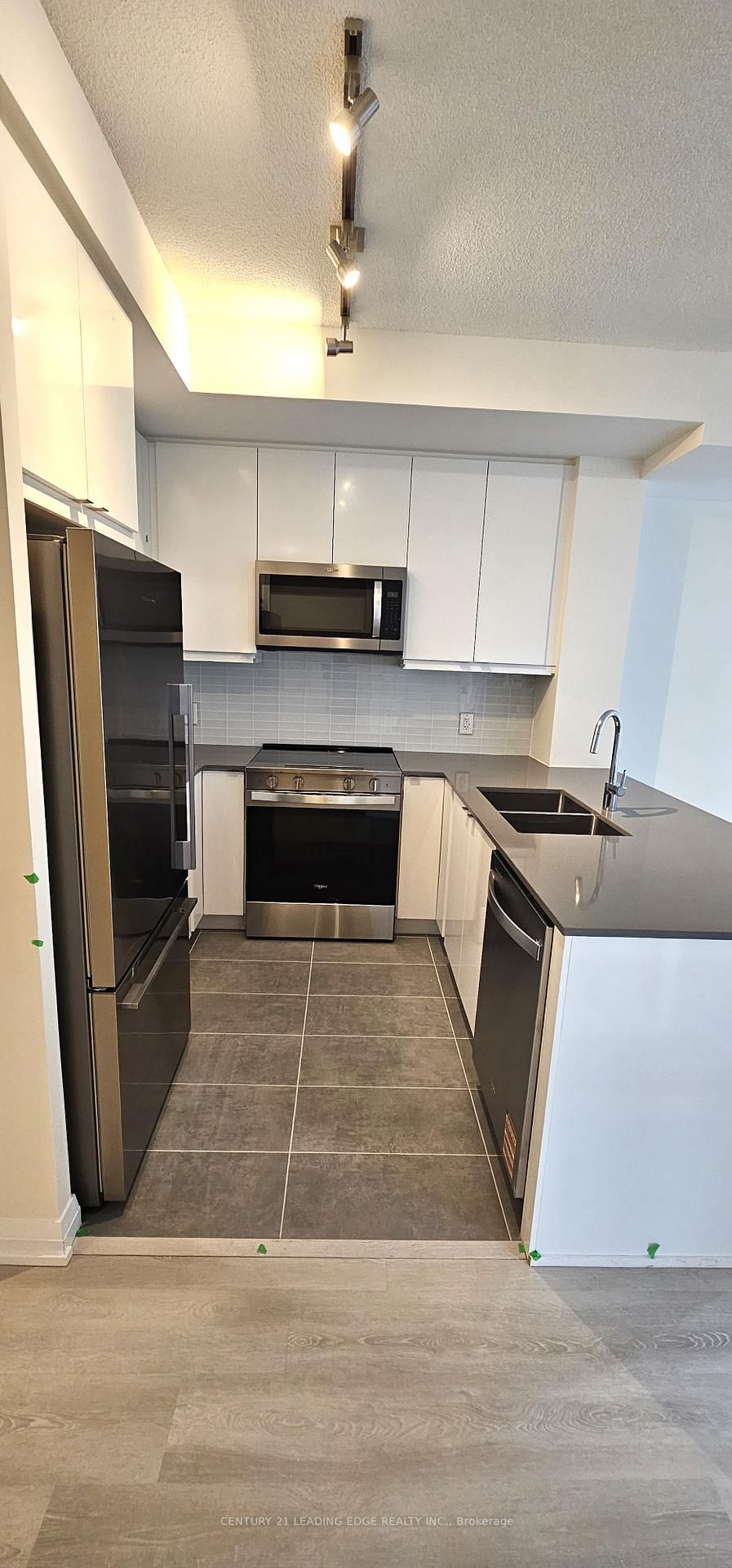 3270 Sheppard Avenue E, Unit 1925 - Photo 16