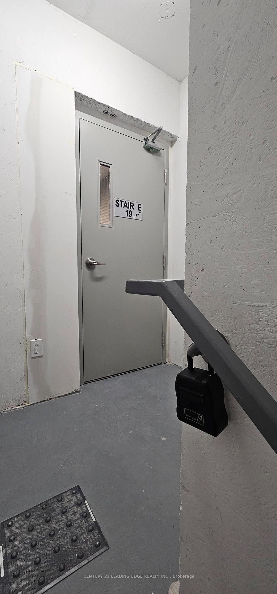 3270 Sheppard Avenue E, Unit 1925 - Photo 33