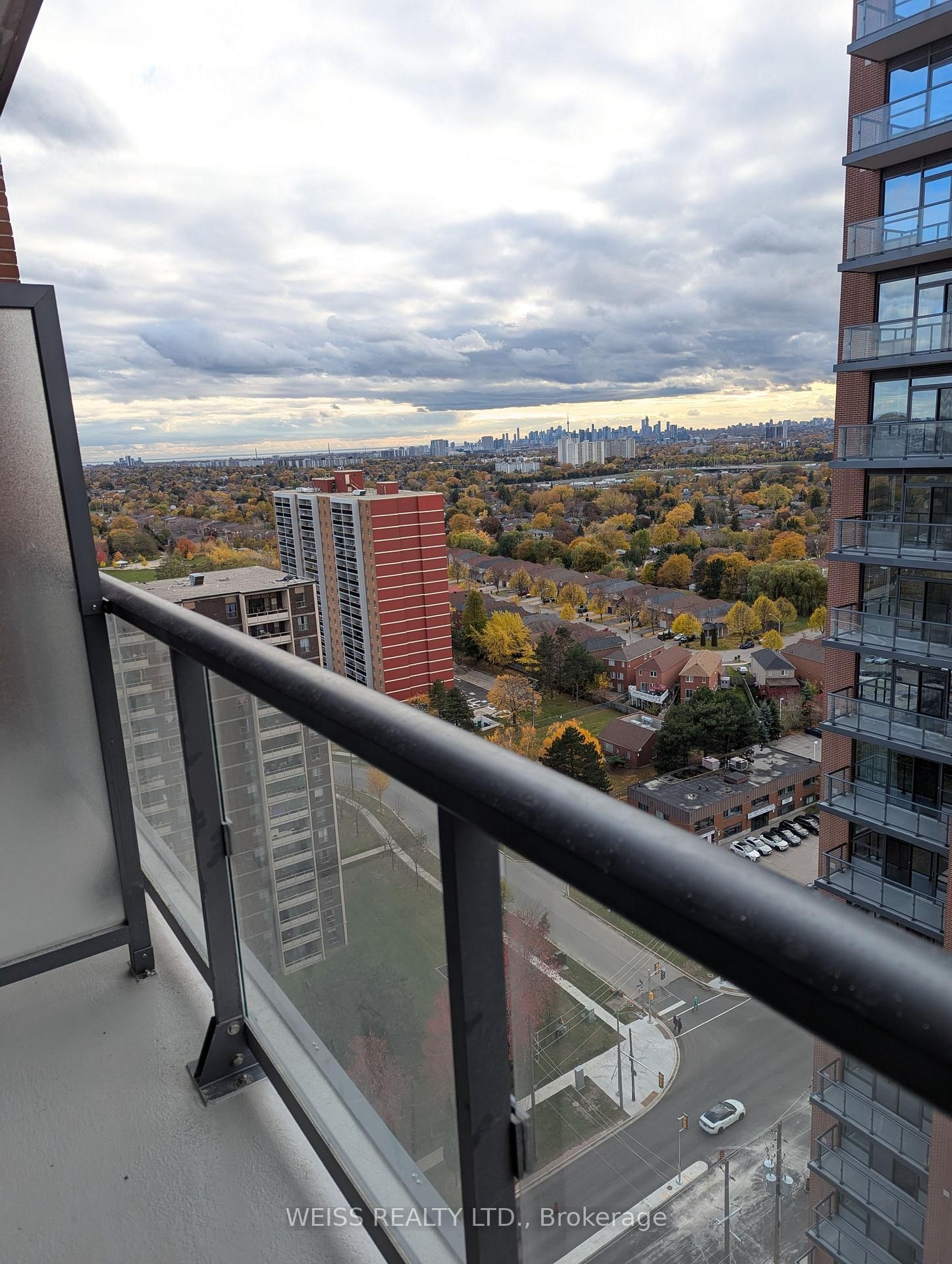 3270 Sheppard Avenue E, Unit 2126 - Photo 6