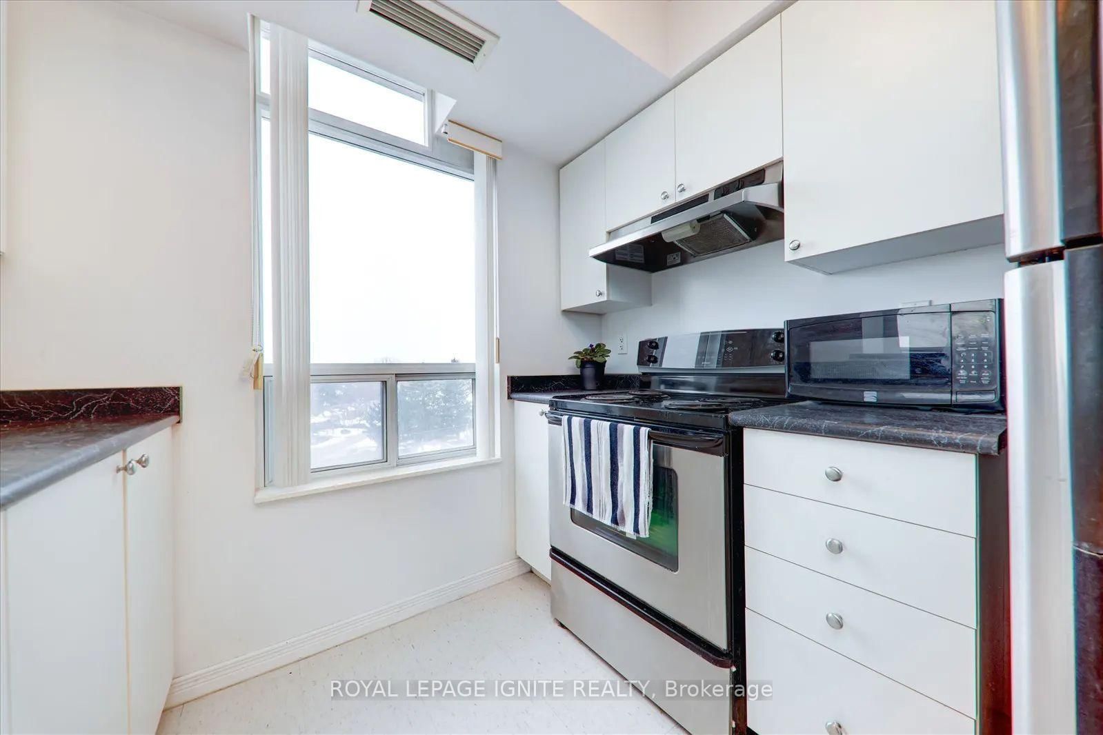 3650 Kingston Road • #808 • Toronto, ON photo 17