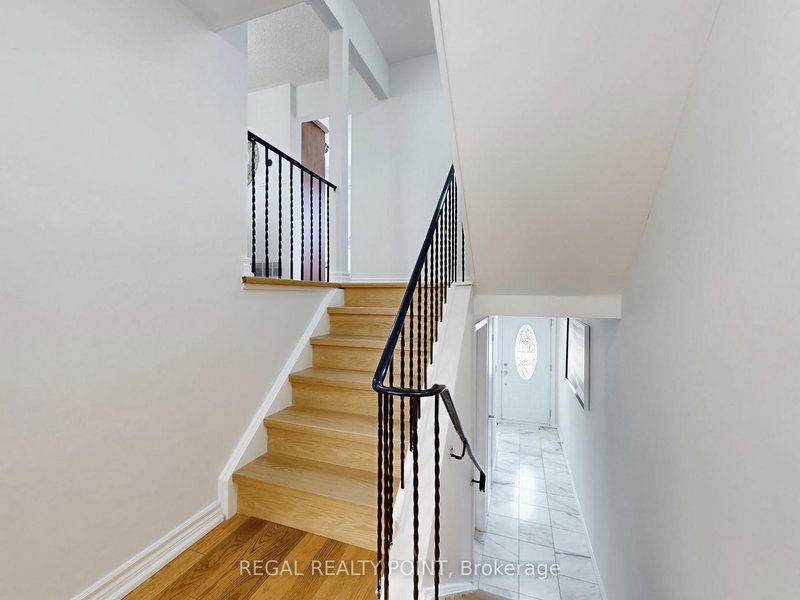 63 - 100 Bridletowne Circ, Toronto, M1W 2G8 | Image 2