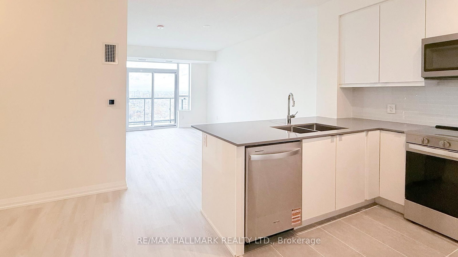 3260 Sheppard Avenue E, Unit 2203 - Photo 11