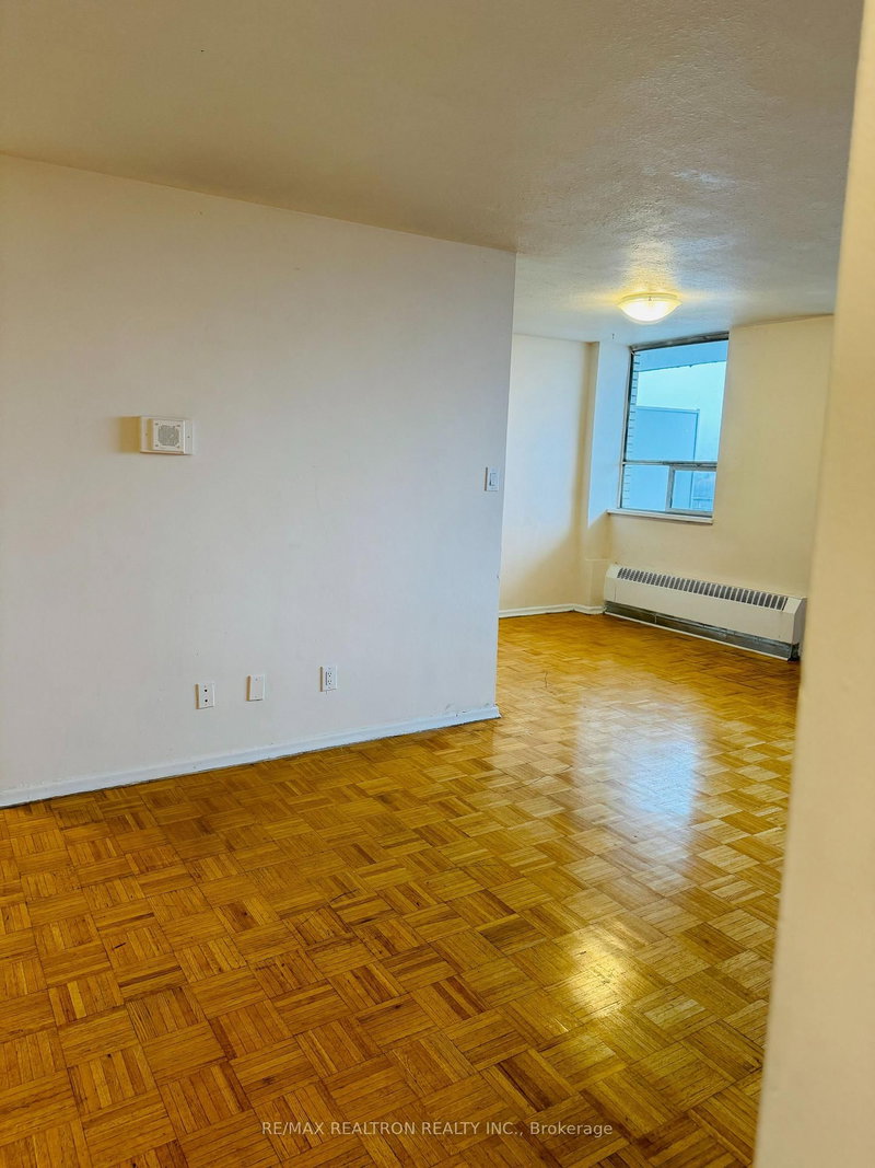 322 - 500 Dawes Road
