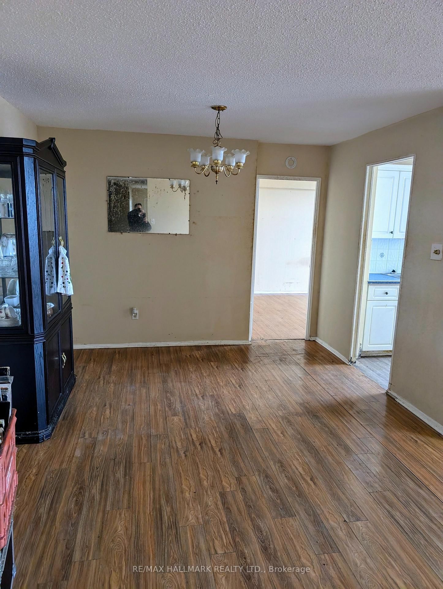 Condo sold at 408-66 Falby Court, Ajax, Ontario, L1S 3L2 - South East - MLS: E12547390