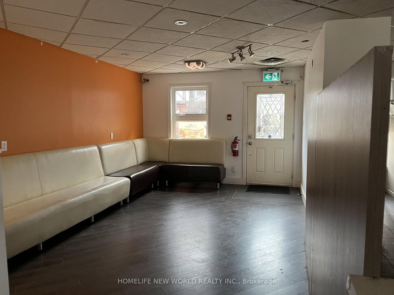 7 - 109 Old Kingston Rd, Ajax, L1T 3A6 | Image 3