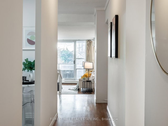 306 - 4101 Sheppard Avenue E