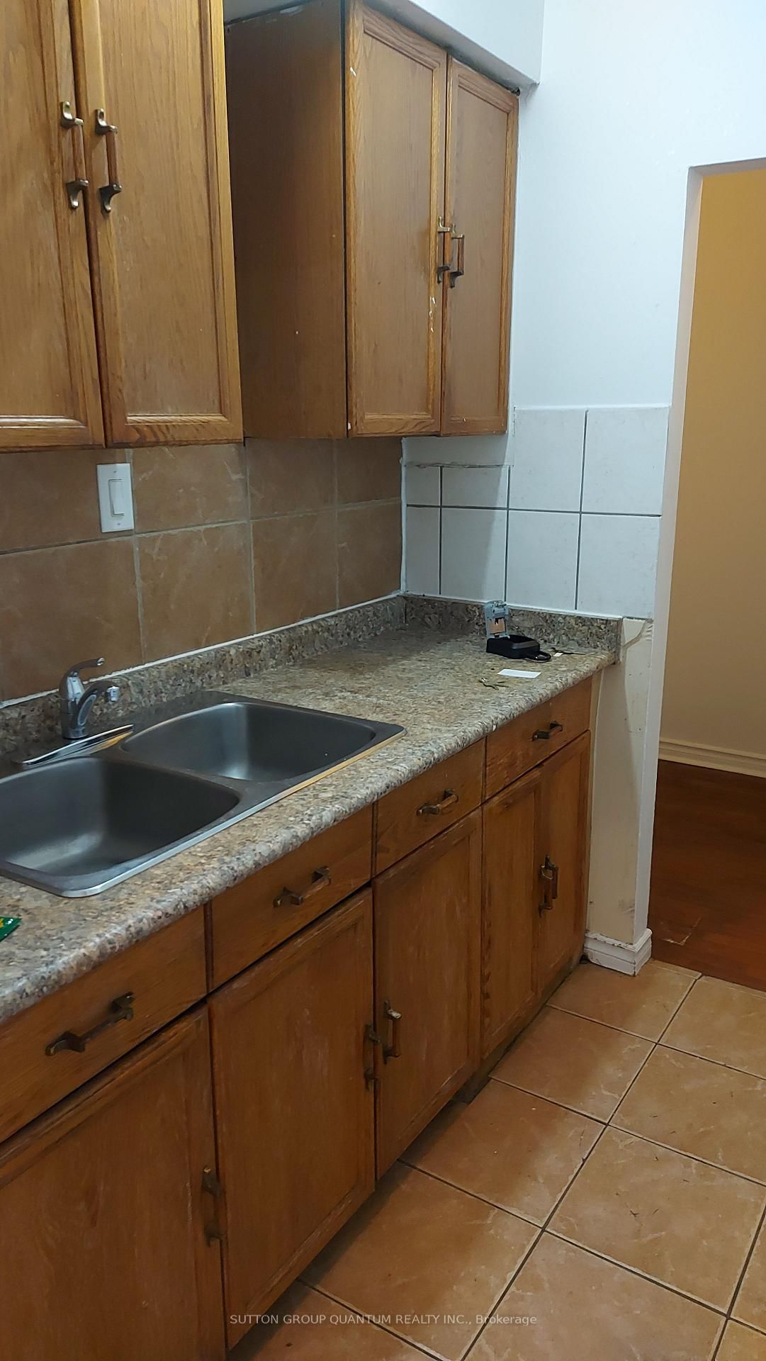 2881 Lawrence Avenue, Unit 3 - Photo 4