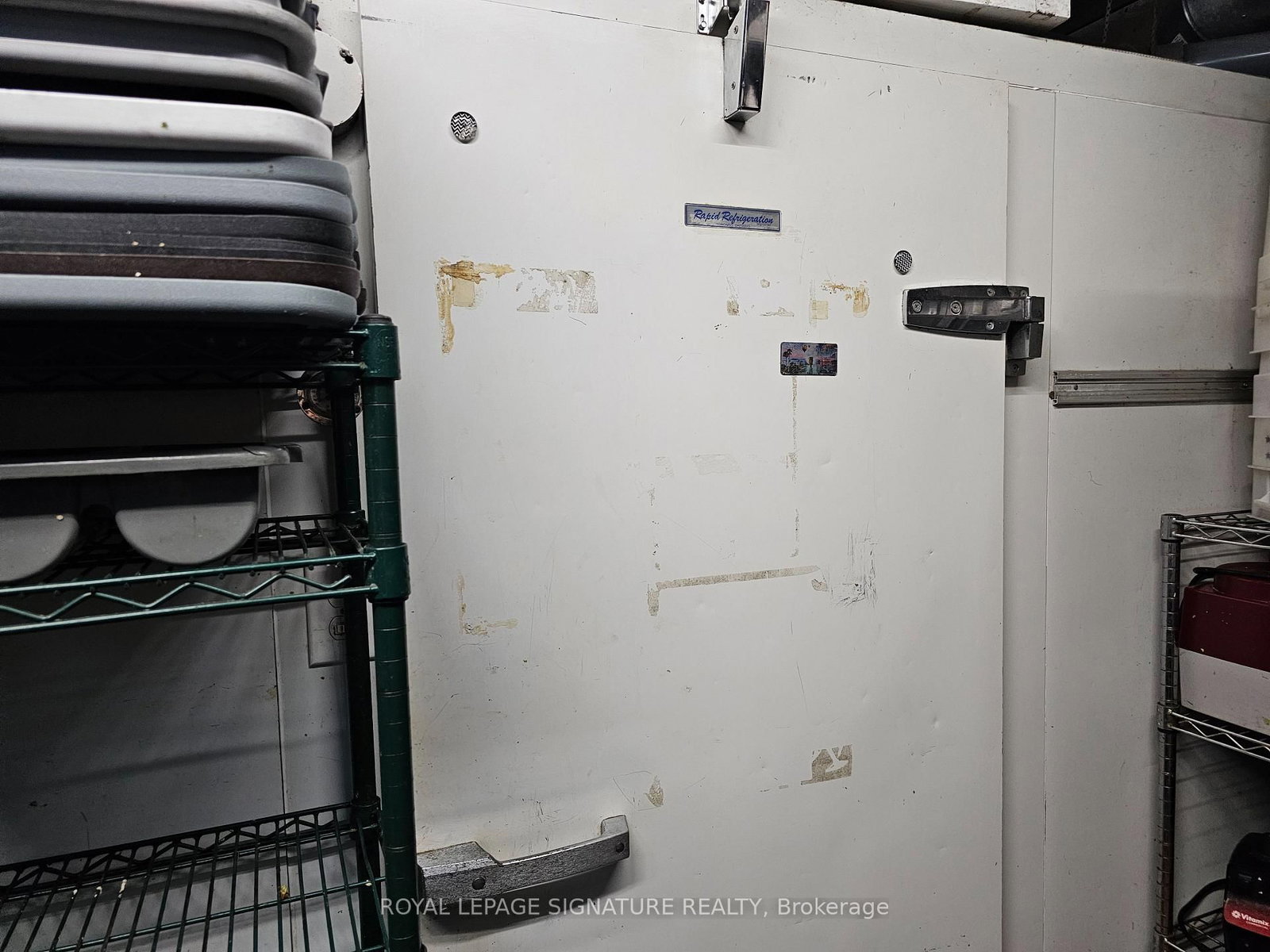 780 Queen Street E - Photo 18