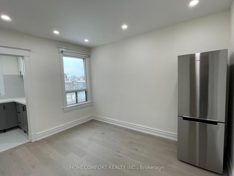 Upper - 33 Strathmore Blvd, Toronto, M4J 1P1 | Image 3