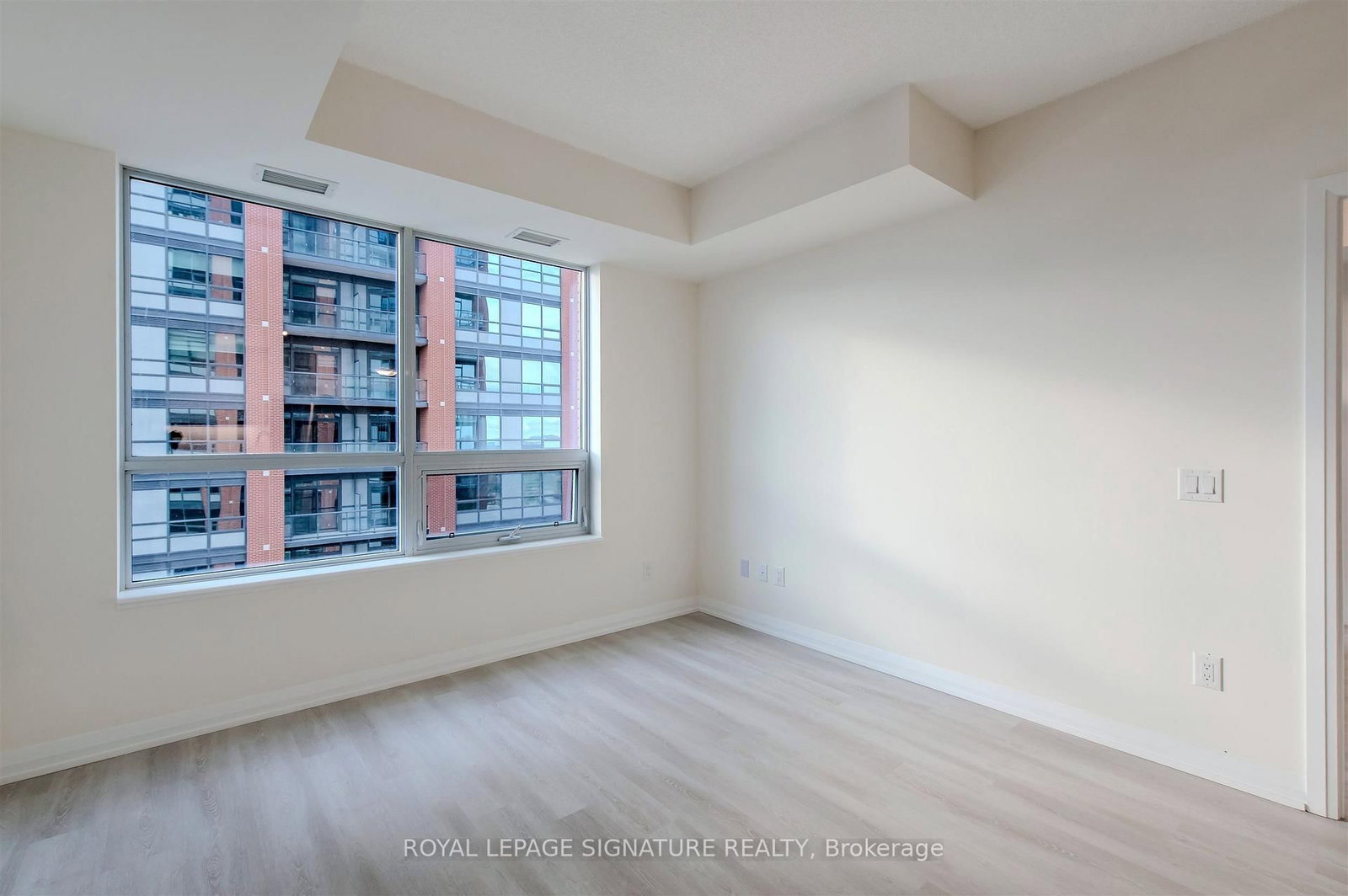 3270 Sheppard Avenue E, Unit 1825 - Photo 11