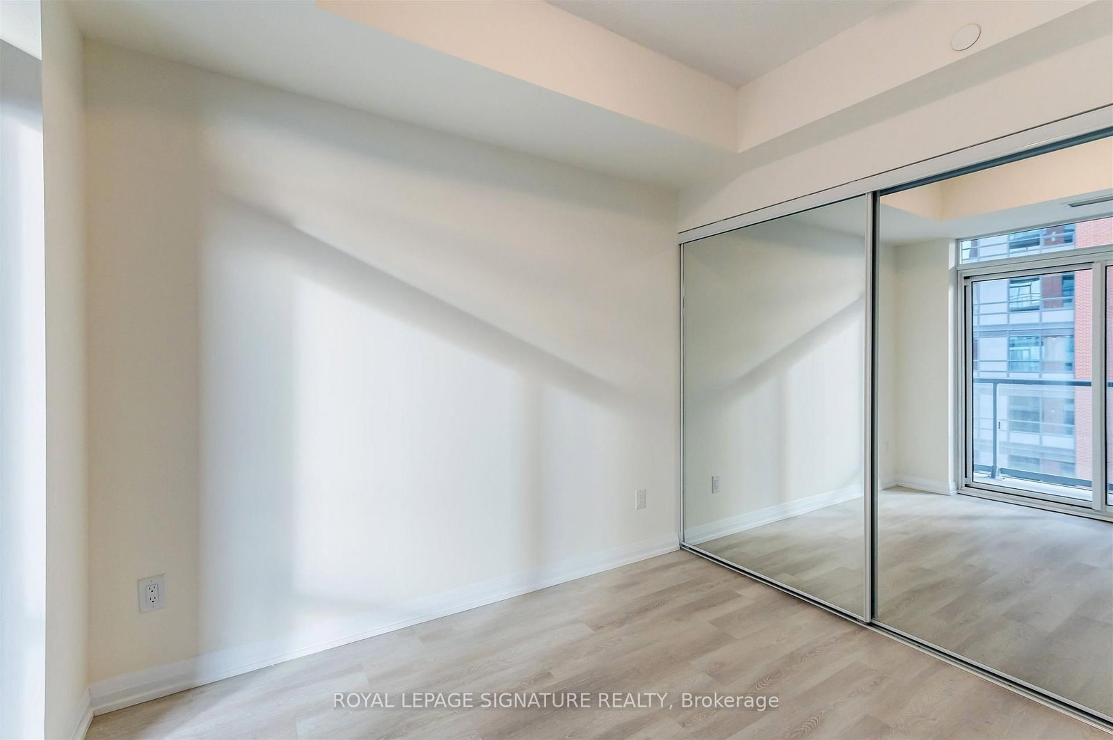 3270 Sheppard Avenue E, Unit 1825 - Photo 20