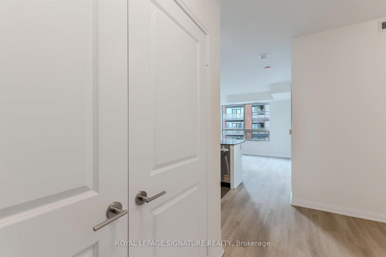 3270 Sheppard Avenue E, Unit 1825 - Photo 4
