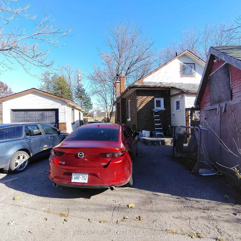 304 West Scugog Lane, Clarington, L1C 3K2 | Image 2