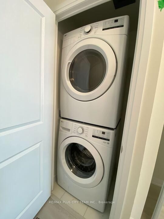 3260 Sheppard Avenue E, Unit 2808 - Photo 10