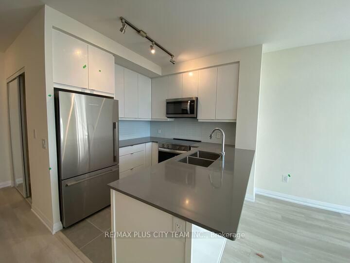 3260 Sheppard Avenue E, Unit 2808 - Photo 5